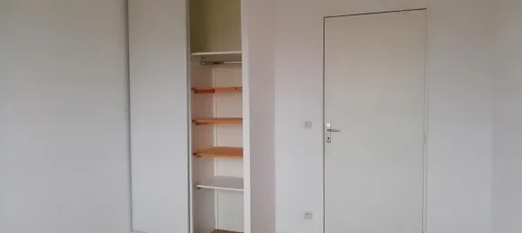 3 rooms Apartment in Laon, France No. 75991 16