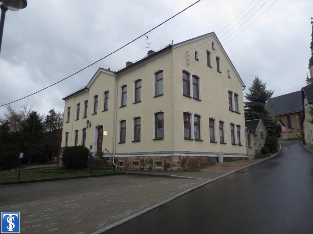 Edificio de 12 habitaciónes en Zwickau, Germany No. 289556