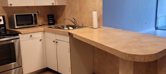 1 Schlafzimmer Gewerbliche Immobilien in Miami, USA, Nr. 615799 15