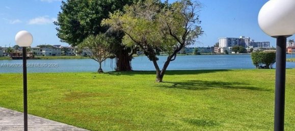 1 Schlafzimmer Gewerbliche Immobilien in Miami, USA, Nr. 615799 4