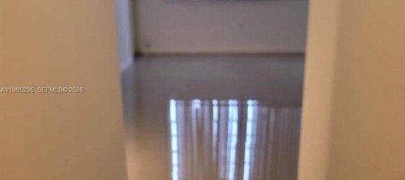 1 Schlafzimmer Gewerbliche Immobilien in Miami, USA, Nr. 615799 12