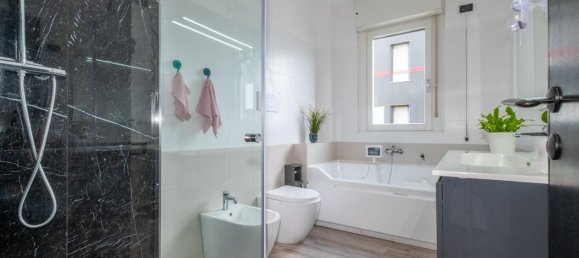 3 bedrooms Apartment in Bergamo, Italy No. 316094 71