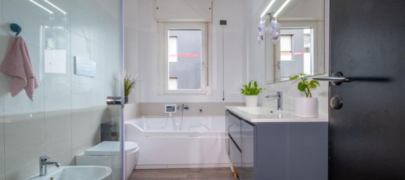 3 bedrooms Apartment in Bergamo, Italy No. 316094 72