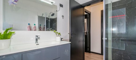 3 bedrooms Apartment in Bergamo, Italy No. 316094 74