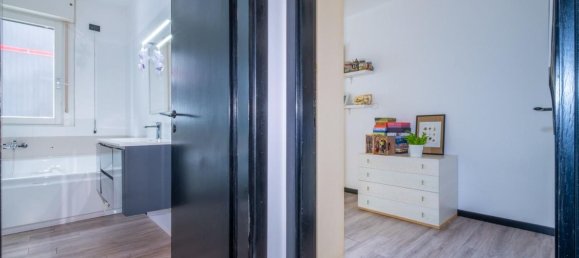 3 bedrooms Apartment in Bergamo, Italy No. 316094 48