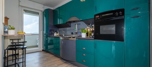 3 bedrooms Apartment in Bergamo, Italy No. 316094 22