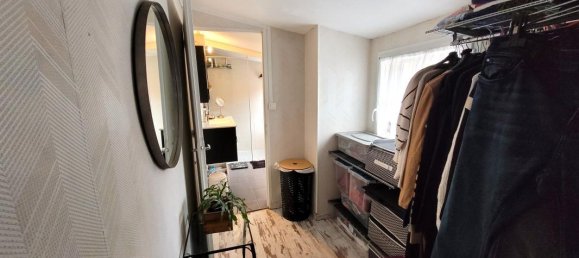 Moradia em banda T2 em Orleans, France N.º 39170 10