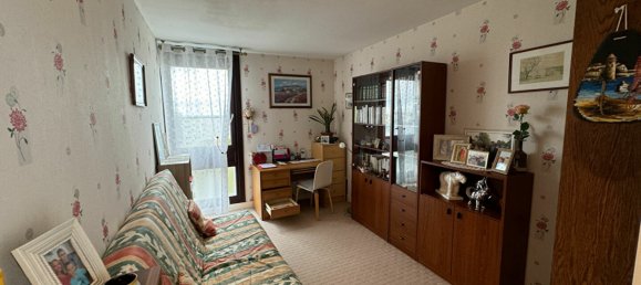 2 bedrooms Apartment in Bourges, France No. 218736 2