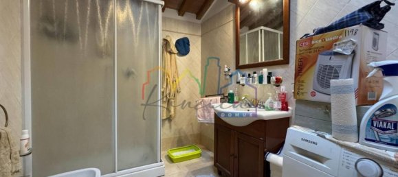 2 bedrooms House in Cascina, Italy No. 35589 7