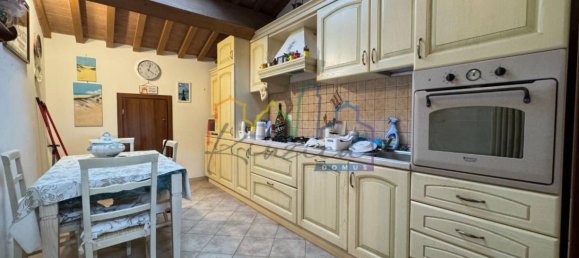 2 bedrooms House in Cascina, Italy No. 35589 4