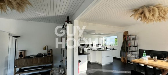 5 bedrooms House in Halluin, France No. 233879 6