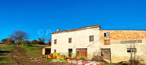 Дом с 3 спальнями в Монтаппоне, Италия № 165203 6