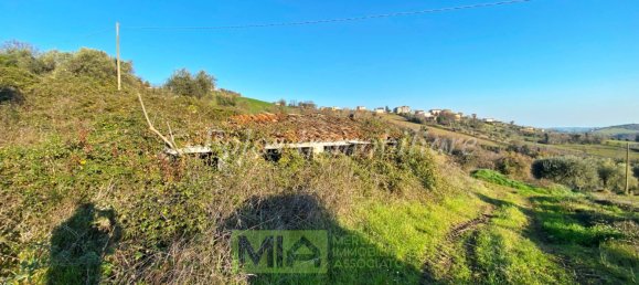 Дом с 3 спальнями в Монтаппоне, Италия № 165203 17