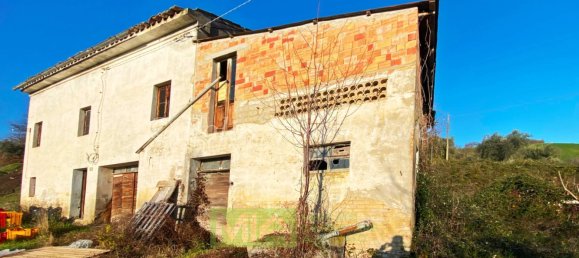 Дом с 3 спальнями в Монтаппоне, Италия № 165203 19