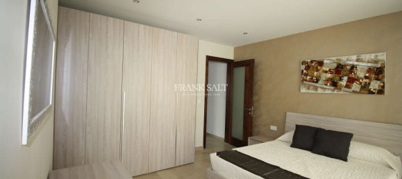 2 bedrooms Penthouse in Marsaxlokk, Malta No. 10774 6