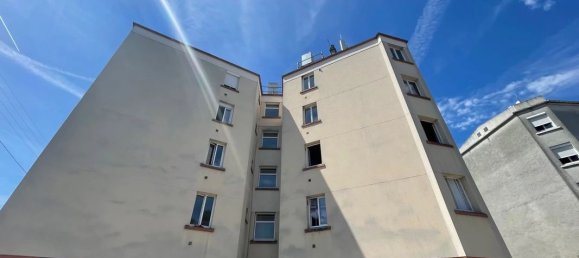 1 bedroom Apartment in Sevran, France No. 185387 5