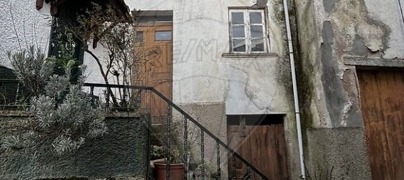 2 bedrooms House in Nespereira, Portugal No. 28439 4