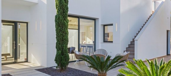 Вилла с 4 спальнями в Дехеса де Кампоамор, Испания № 184719 11