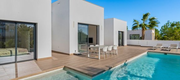 Вилла с 4 спальнями в Дехеса де Кампоамор, Испания № 184719 3