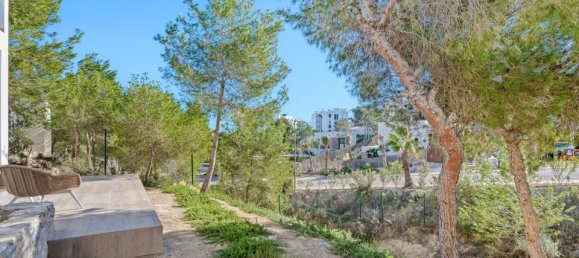 Вилла с 4 спальнями в Дехеса де Кампоамор, Испания № 184719 40