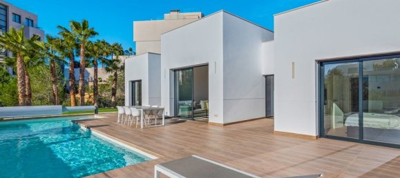 Вилла с 4 спальнями в Дехеса де Кампоамор, Испания № 184719 2