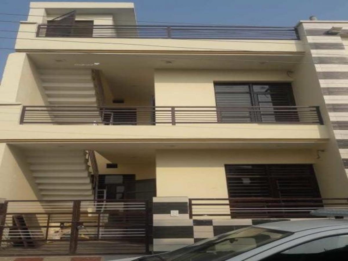 2 bedrooms House in Mohali, India No. 18730