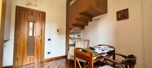10 rooms Villa in Giugliano in Campania, Italy No. 9412 21