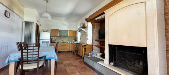 10 rooms Villa in Giugliano in Campania, Italy No. 9412 11