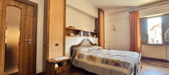 10 rooms Villa in Giugliano in Campania, Italy No. 9412 19