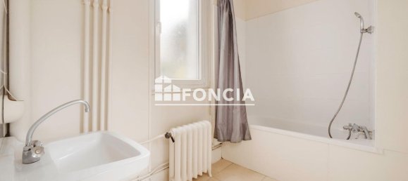 3 bedrooms Apartment in Nancy, France No. 57367 7