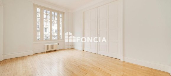 3 bedrooms Apartment in Nancy, France No. 57367 4