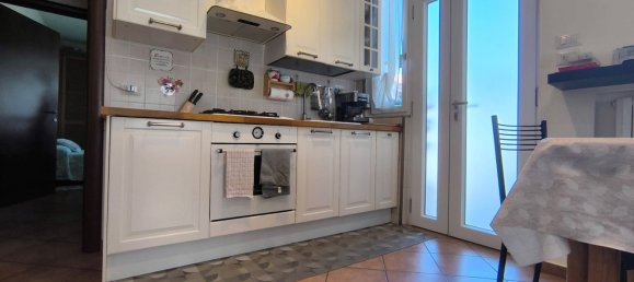 2غرفة شقة في Arluno, Italy رقم 292140 6