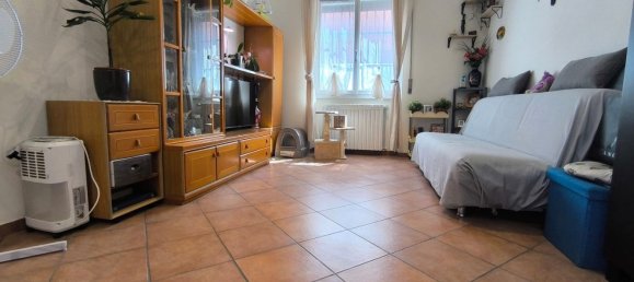 2غرفة شقة في Arluno, Italy رقم 292140 11