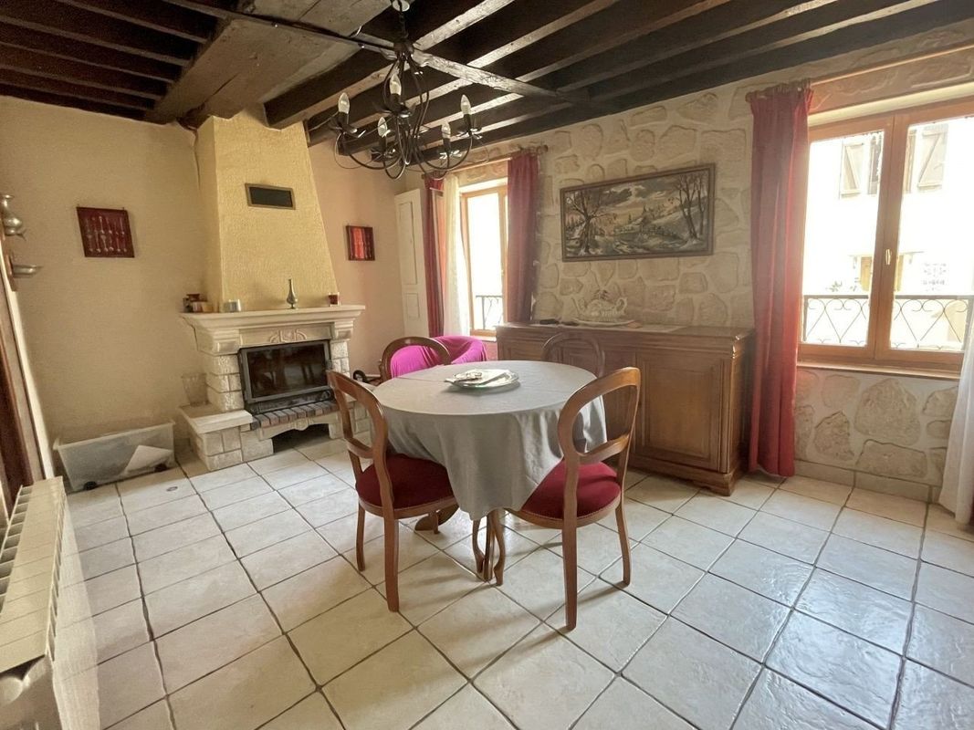 3 Schlafzimmer Stadthaus in La Ferte-sous-Jouarre, France, Nr. 146410