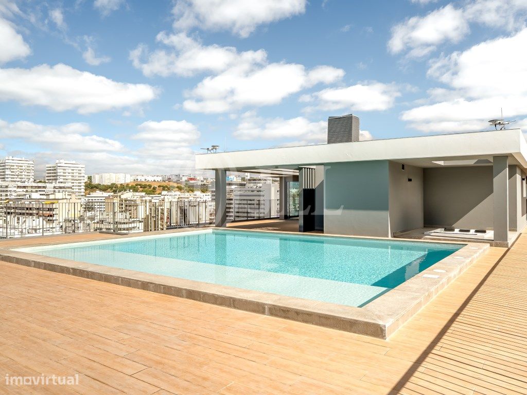 4 bedrooms Penthouse in Oeiras, Portugal No. 336013