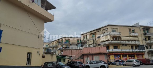 2 Schlafzimmer Wohnung in Messina, Italy, Nr. 51211 4