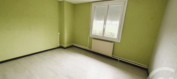 Casa de 5 dormitorios en Gisors, France No. 304725 14