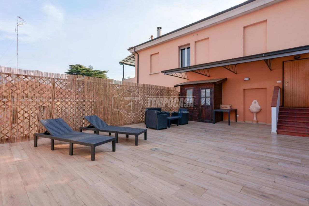 1 bedroom Penthouse in Bologna, Italy No. 192004