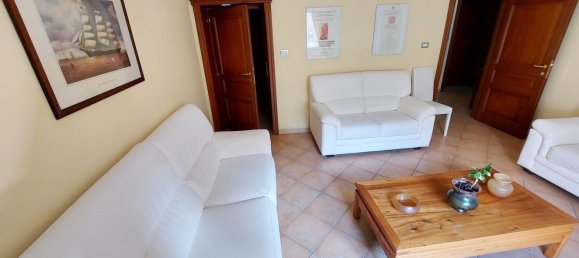 4 rooms Apartment in Sassari, Italy No. 80986 8