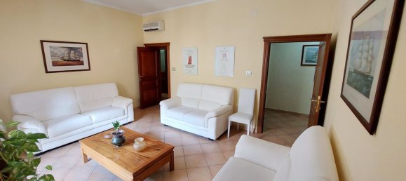 4 rooms Apartment in Sassari, Italy No. 80986 6
