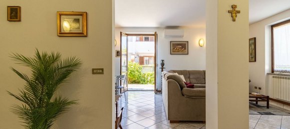 Villa de 4 divisões em Biassono, Italy N.º 314717 13