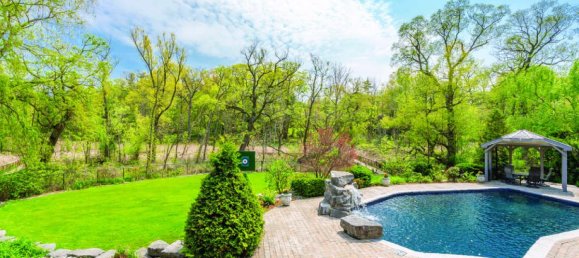 4 bedrooms House in Mississauga, Canada No. 453 2