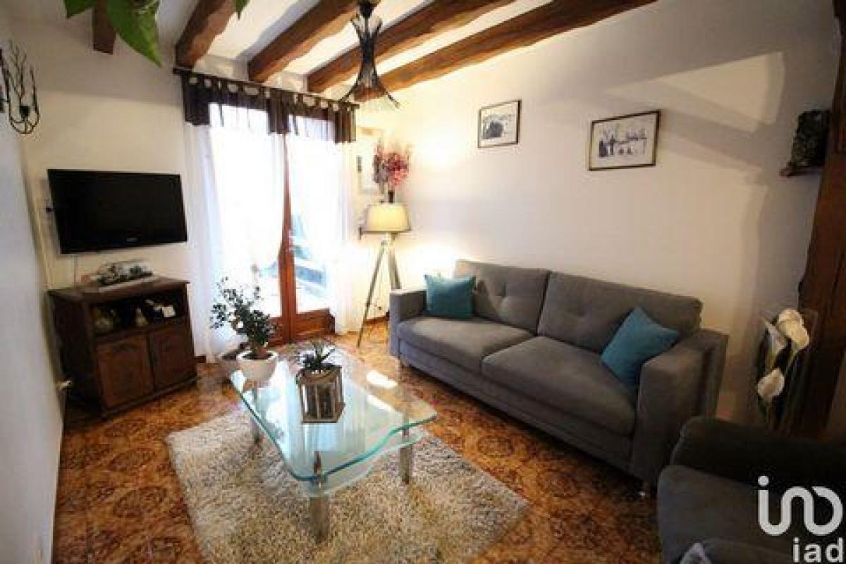Casa T3 em Allonnes, France N.º 30343