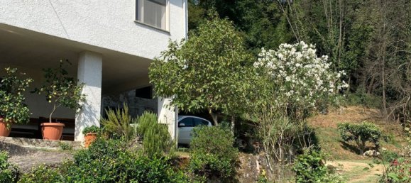 Дом с 5 спальнями в Камайоре, Италия № 369846 44