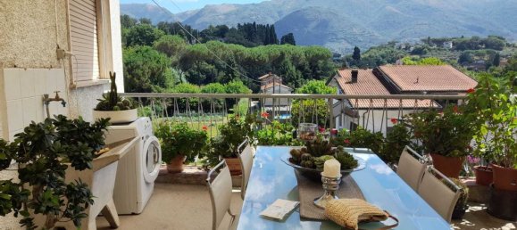 Дом с 5 спальнями в Камайоре, Италия № 369846 2