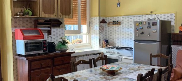 Дом с 5 спальнями в Камайоре, Италия № 369846 21