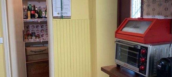 Дом с 5 спальнями в Камайоре, Италия № 369846 14