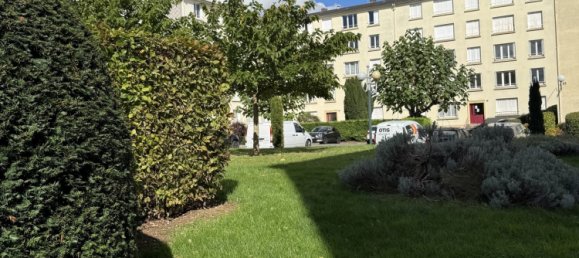 Квартира с 2 спальнями в Бурж, Франция № 233490 12