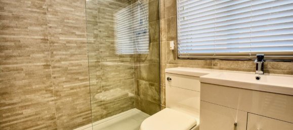 4 bedrooms House in Maidstone, United Kingdom No. 10485 9