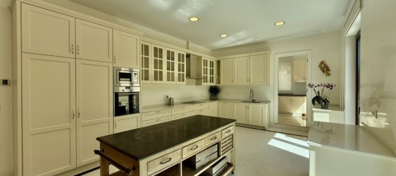 12 bedrooms Villa in Marbella, Spain No. 73340 13